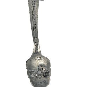 Vintage Sturbridge Village Souvenir Spoon Pewter Meetinghouse Design Ma. B40